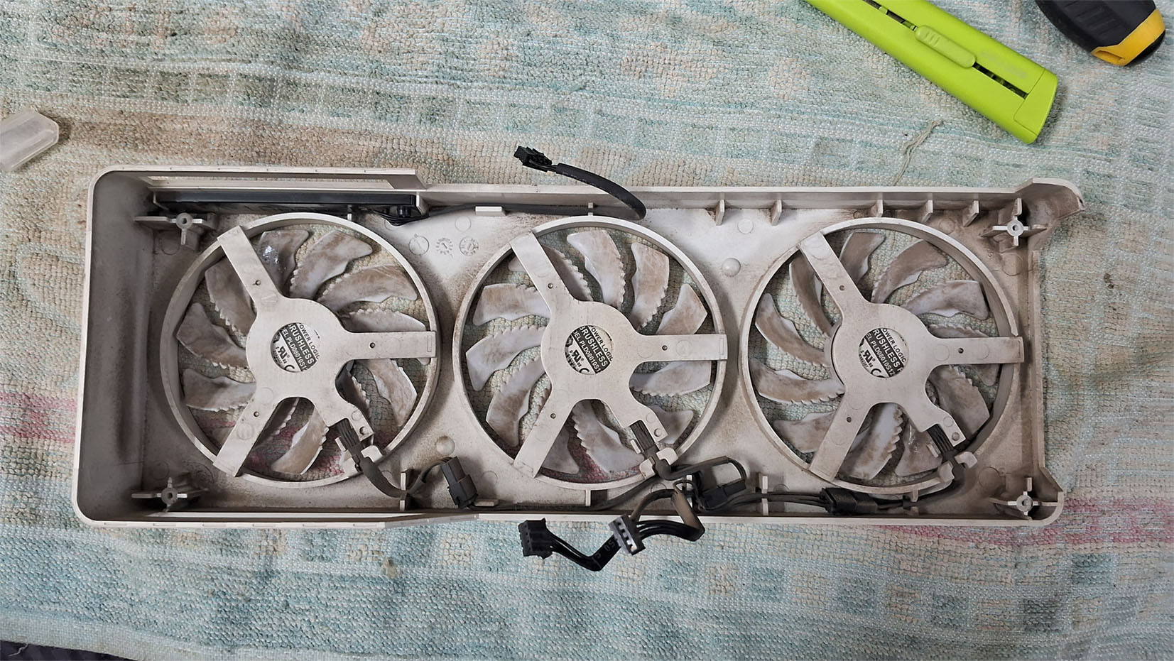 GPU Diagnostics and Servicing Workbench - Shot 03