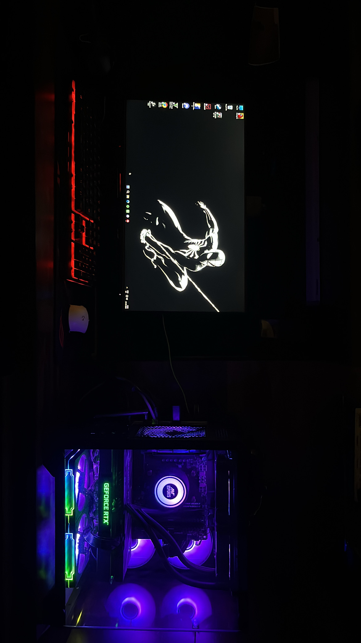 Client Gaming PC Integrated into Desk Environment